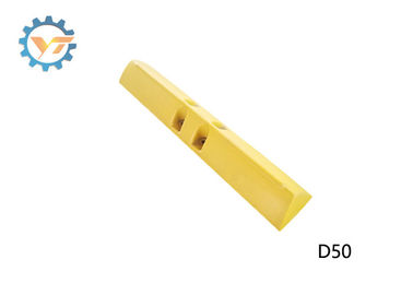 D50 Bulldozer Swamp Shoe Yellow Track Shoe Assembly For Earthmoving Spare Parts